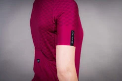 Carnac Women's Short Sleeve Jersey / Burgundy -GearNest Sale Store CLCAWSSJBUR P9