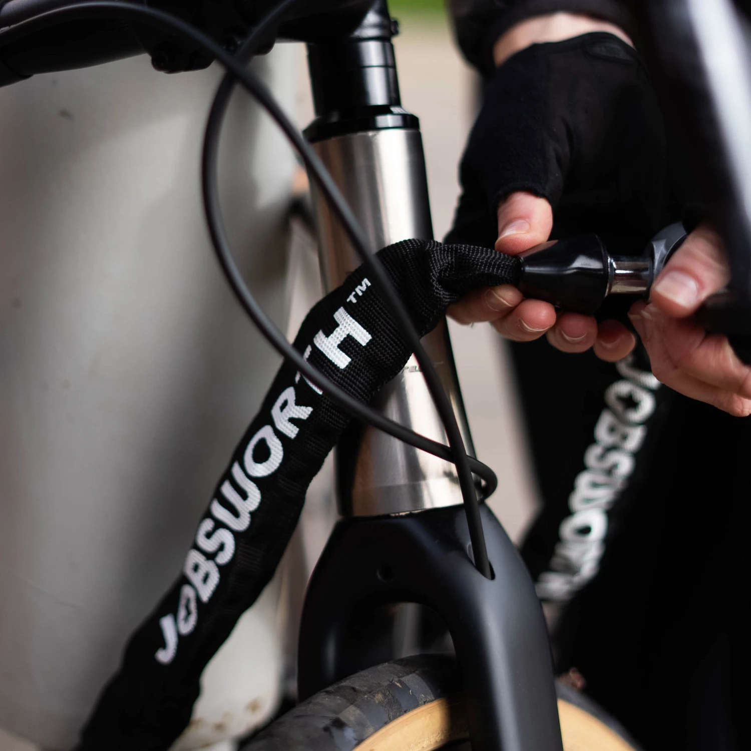 Jobsworth HCL 1200 Chain Lock 4 Jobsworth HCL 1200 Chain Lock - Image 2